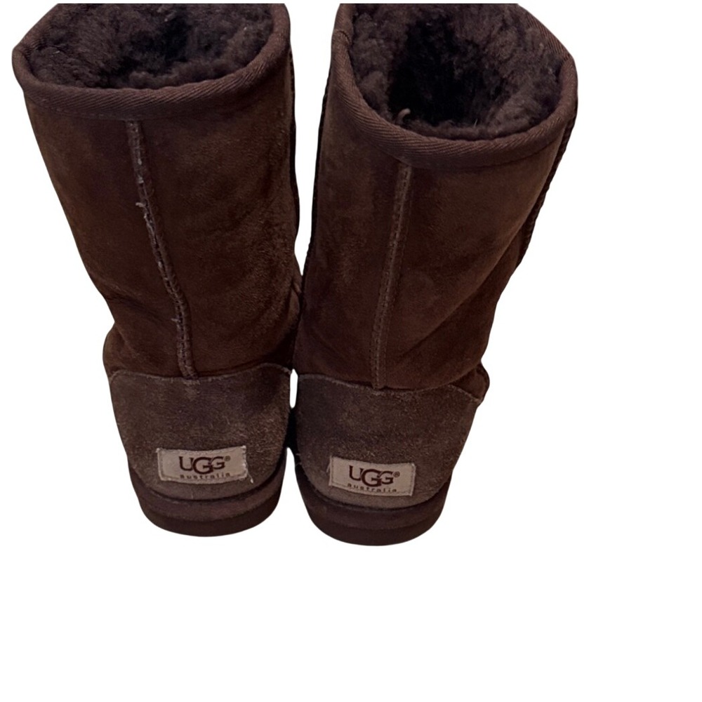 UGG‎ Australia Classic Short Boots Chocolate Brown Suede Sheepskin Lined Women